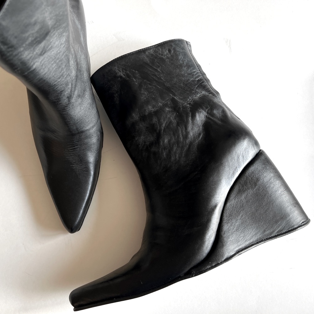 Genuine Leather Black Long-Point Wedge Boots Size 14M